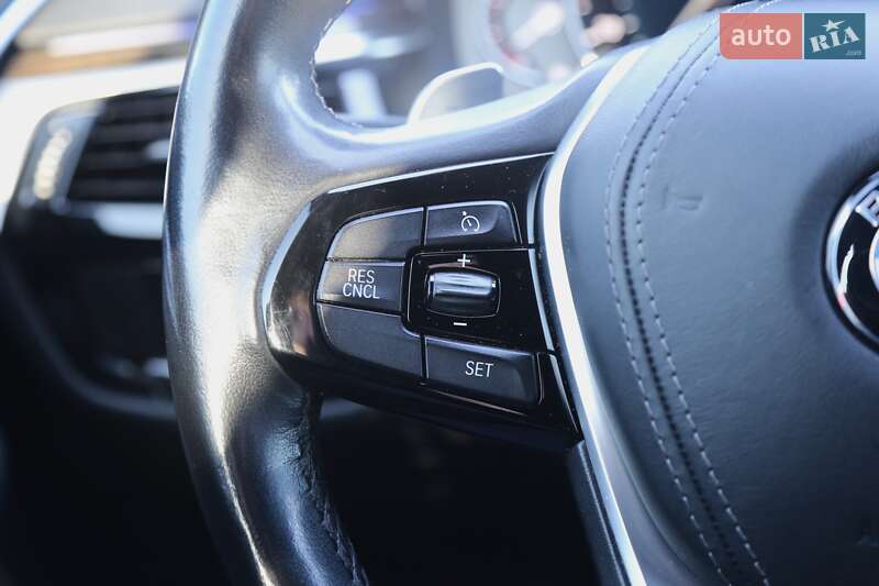 Седан BMW 5 Series 2018 в Киеве