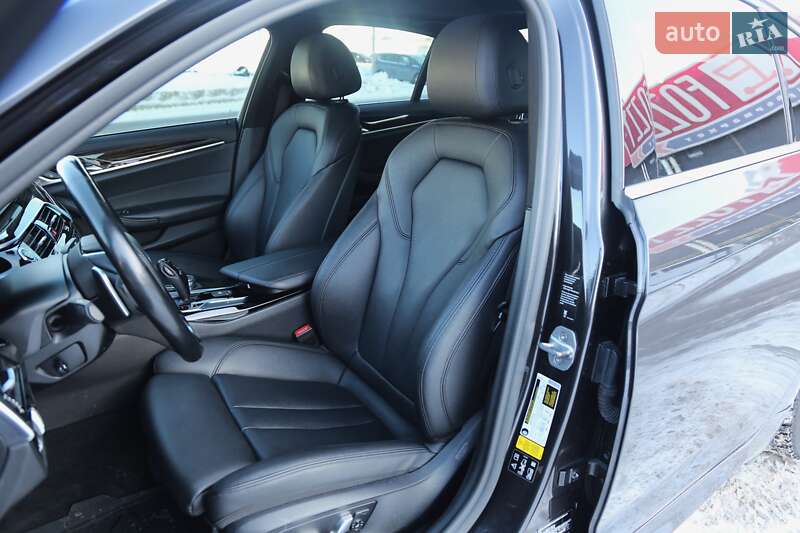 Седан BMW 5 Series 2018 в Киеве