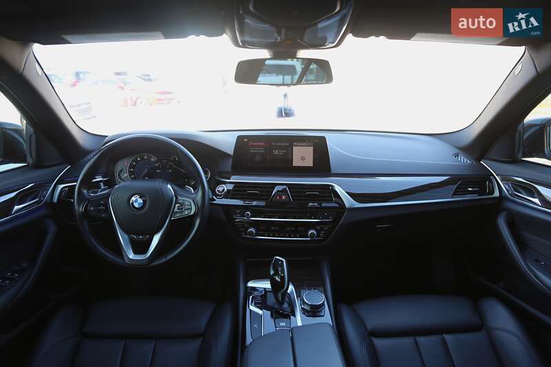 Седан BMW 5 Series 2018 в Киеве
