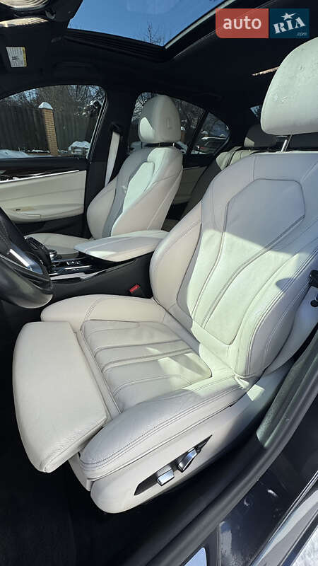 Седан BMW 5 Series 2017 в Киеве фото 26 Седан BMW 5 Series 2017 в Киеве