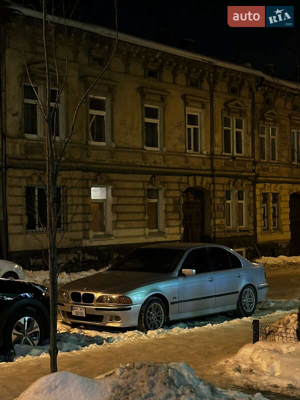 Седан BMW 5 Series 1999 в Львове