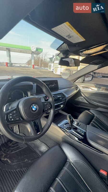 Седан BMW 5 Series 2017 в Черновцах