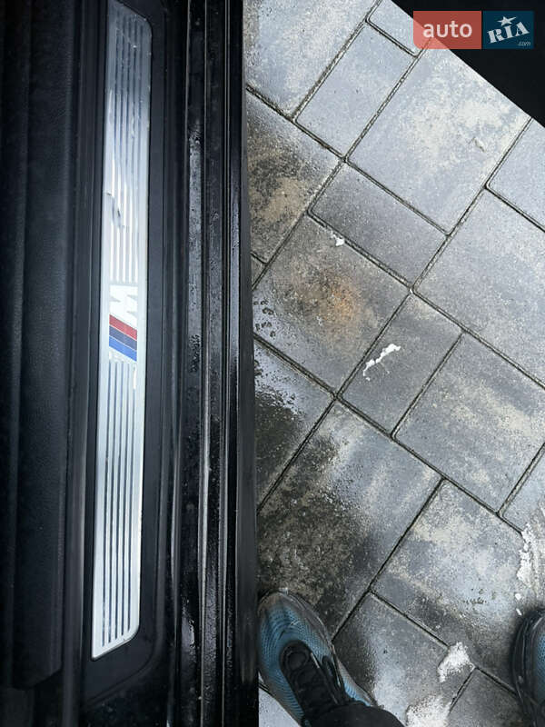 Седан BMW 5 Series 2012 в Луцке