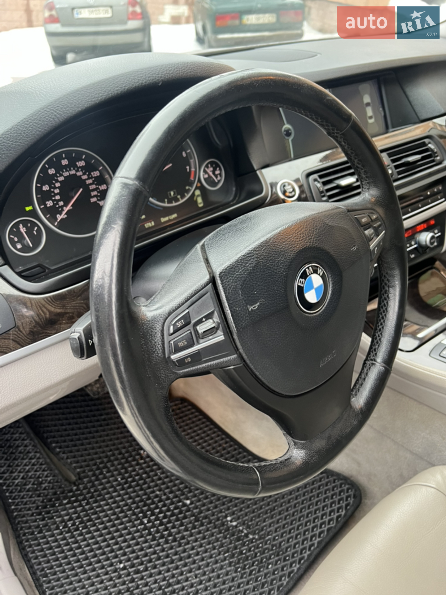2011 BMW 5er - мініатюра 33