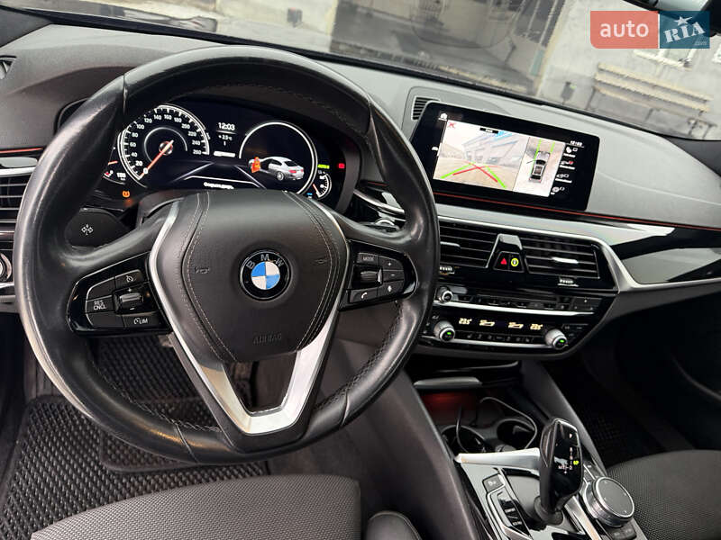 Седан BMW 5 Series 2018 в Харькове фото 11 Седан BMW 5 Series 2018 в Харькове
