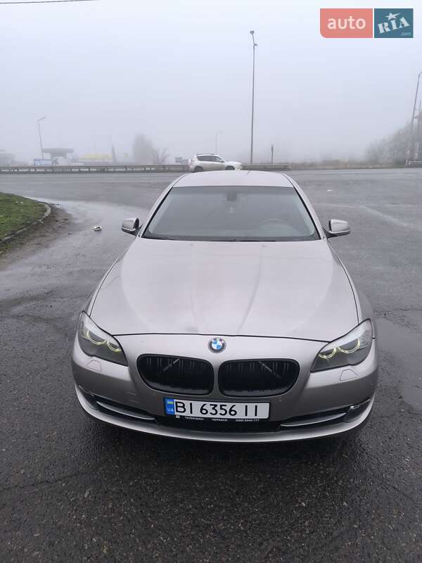 Седан BMW 5 Series 2011 в Полтаве