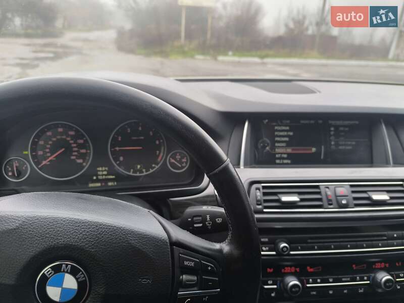 Седан BMW 5 Series 2011 в Полтаве