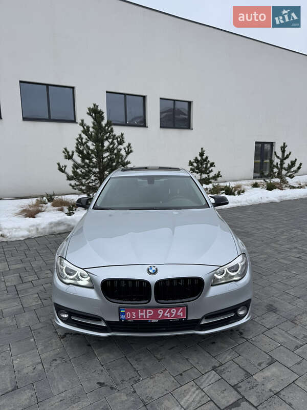 Седан BMW 5 Series 2016 в Луцке