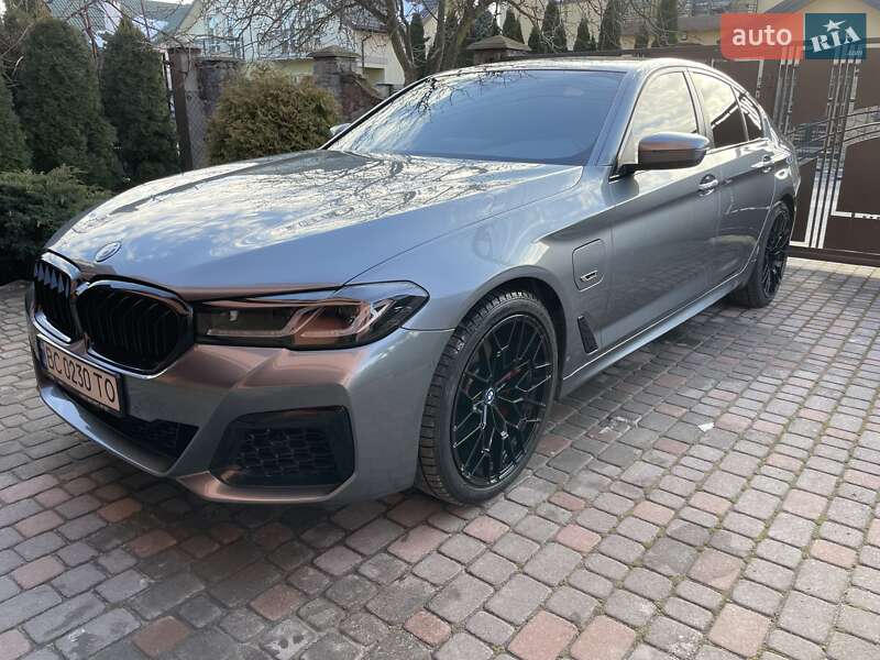 Седан BMW 5 Series 2021 в Львове фото 12 Седан BMW 5 Series 2021 в Львове