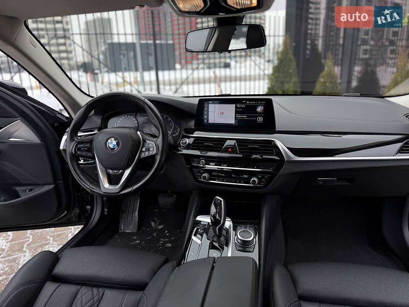 Седан BMW 5 Series 2020 в Киеве