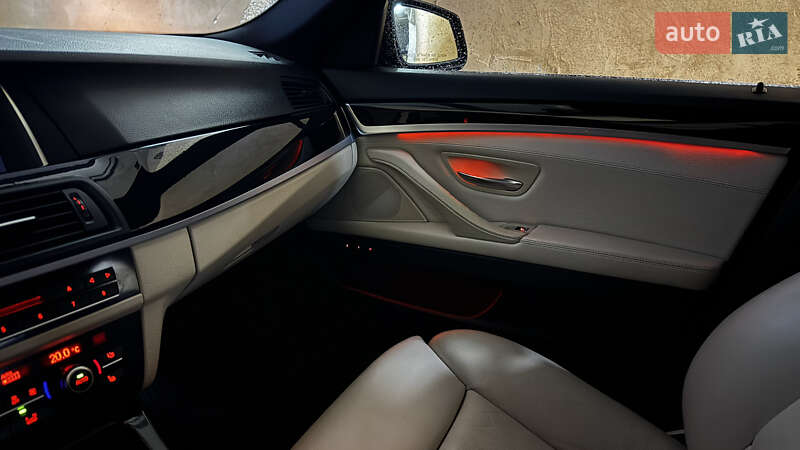 Седан BMW 5 Series 2013 в Львове