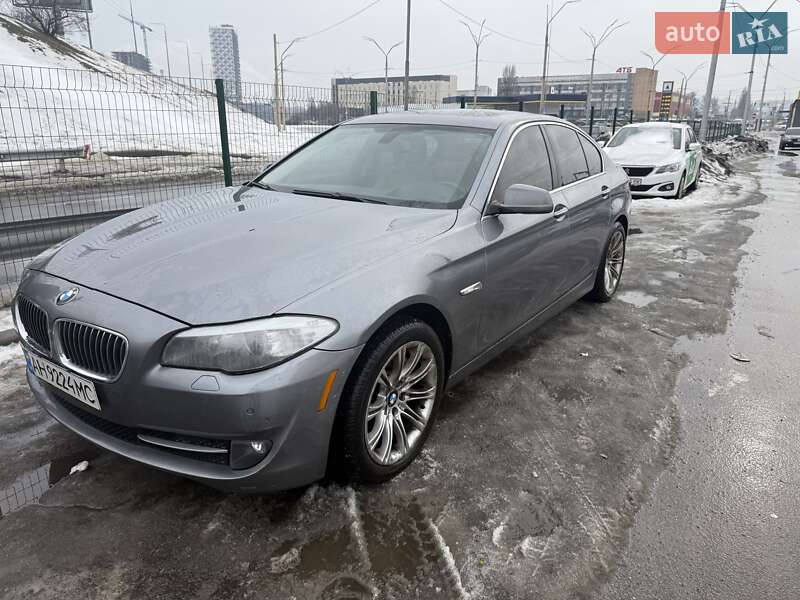 BMW 5 Series 2012 BMW 5 Series 2012