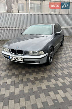 Седан BMW 5 Series 1998 в Запорожье