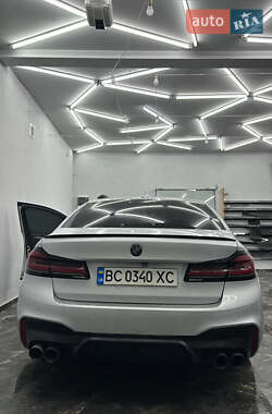 Седан BMW 5 Series 2017 в Львове