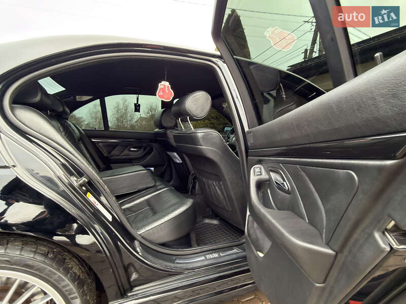 Седан BMW 5 Series 2000 в Одессе