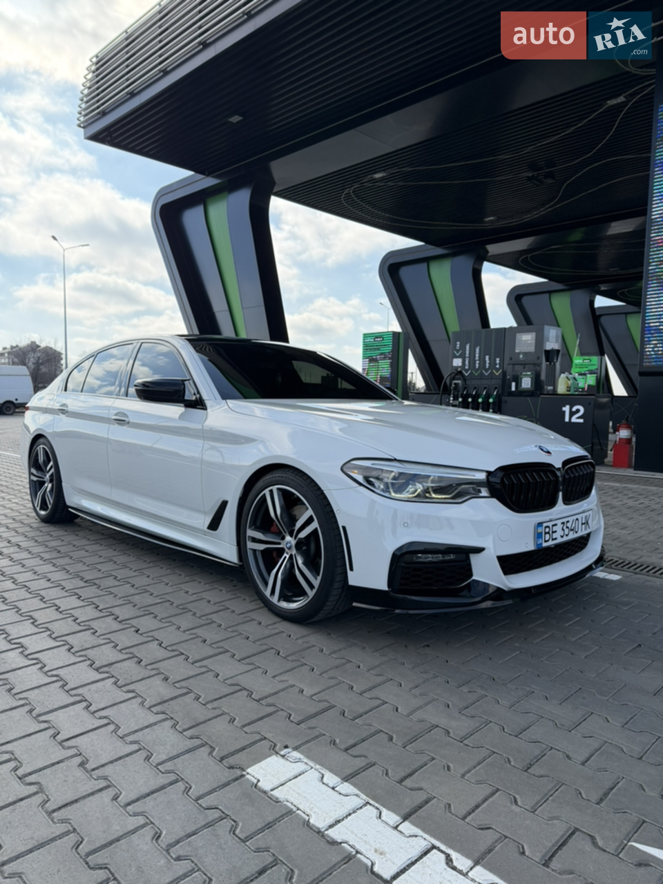 2016 BMW 5er - мініатюра 16