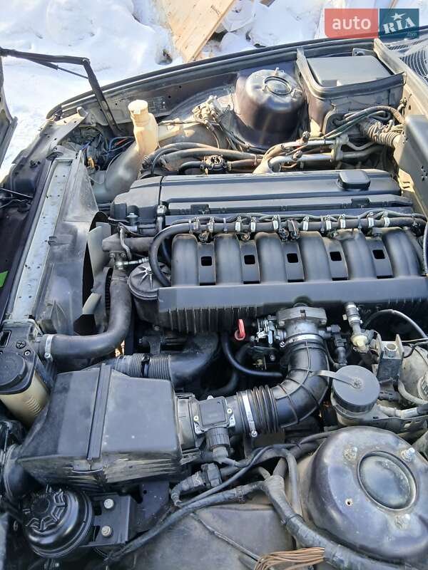 Седан BMW 5 Series 1995 в Черновцах