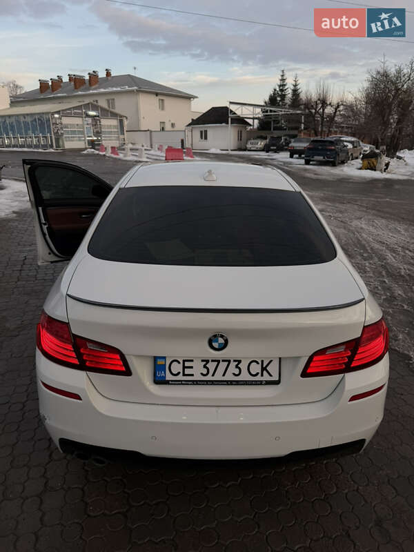 Седан BMW 5 Series 2015 в Черновцах