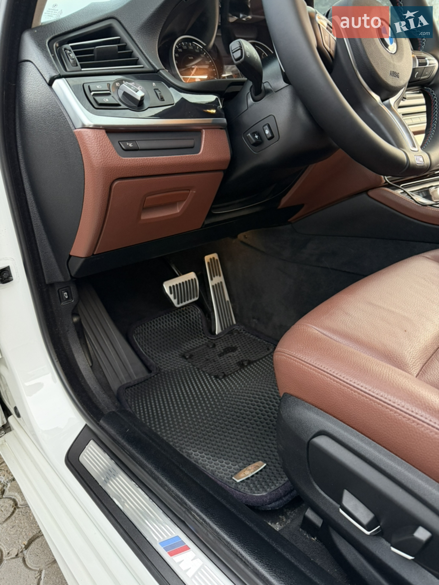 2015 BMW 5er - мініатюра 11