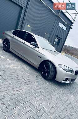 Седан BMW 5 Series 2015 в Кропивницком