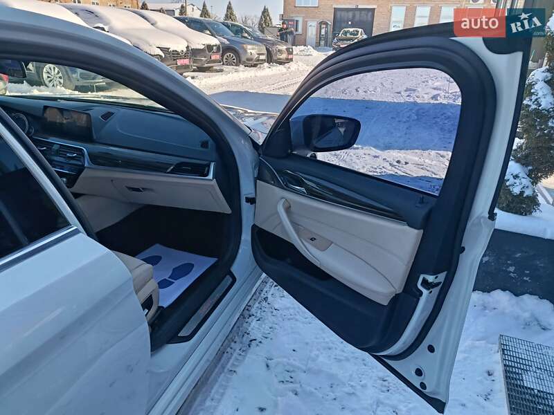 Седан BMW 5 Series 2017 в Луцке фото 19 Седан BMW 5 Series 2017 в Луцке