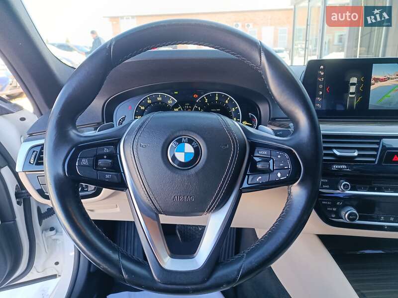Седан BMW 5 Series 2017 в Луцке фото 29 Седан BMW 5 Series 2017 в Луцке