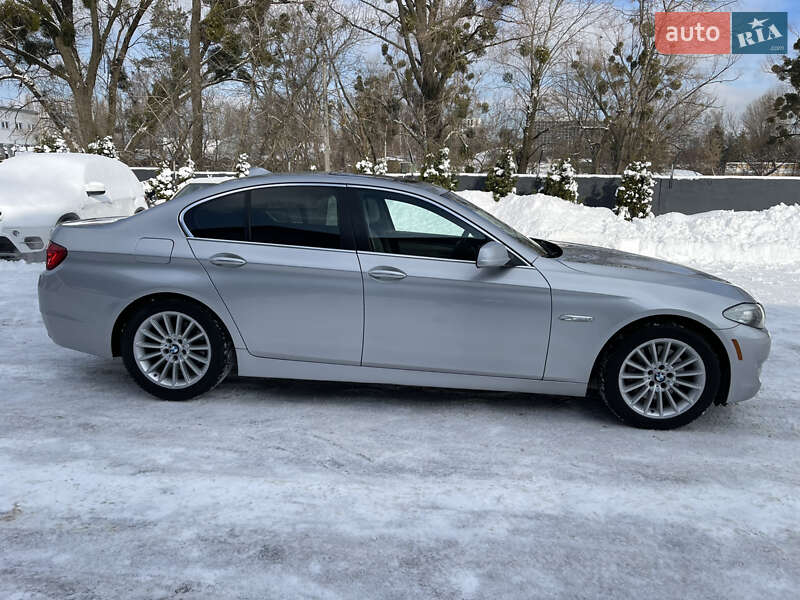 Седан BMW 5 Series 2011 в Киеве