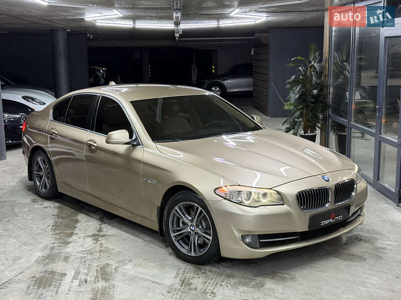 BMW 5 Series 2012 BMW 5 Series 2012