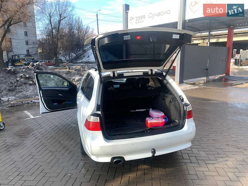 Универсал BMW 5 Series 2010 в Хмельницком