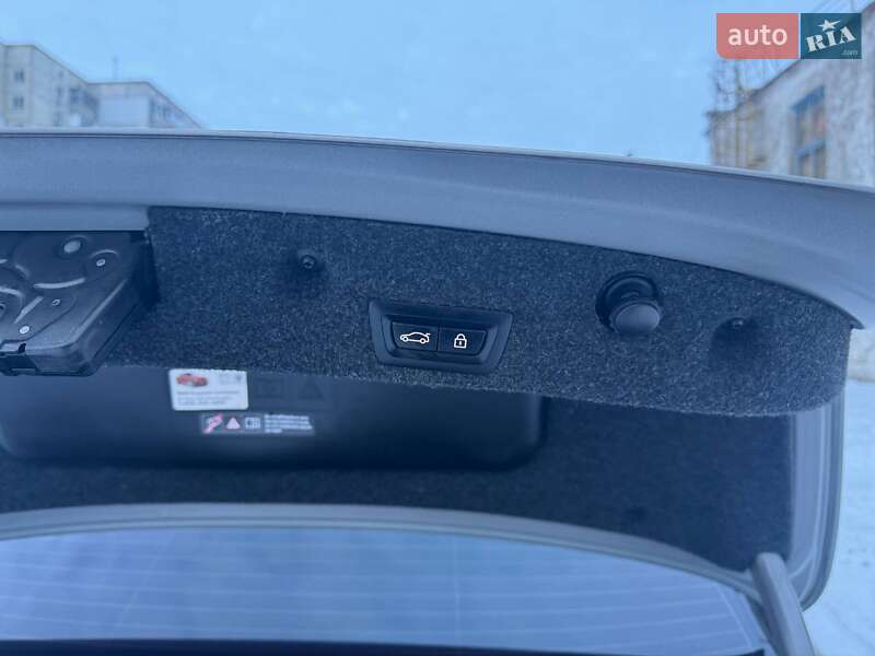 Седан BMW 5 Series 2012 в Василькове