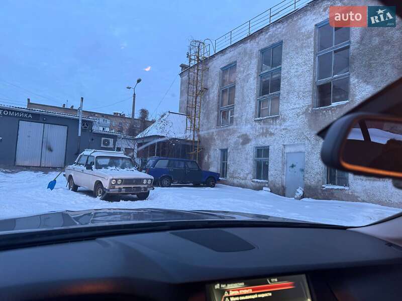 Седан BMW 5 Series 2012 в Василькове