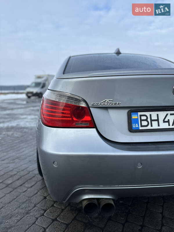 Седан BMW 5 Series 2004 в Радивилове