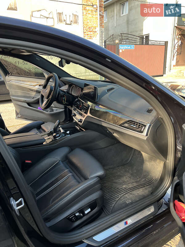 Седан BMW 5 Series 2017 в Новом Роздоле фото 19 Седан BMW 5 Series 2017 в Новом Роздоле