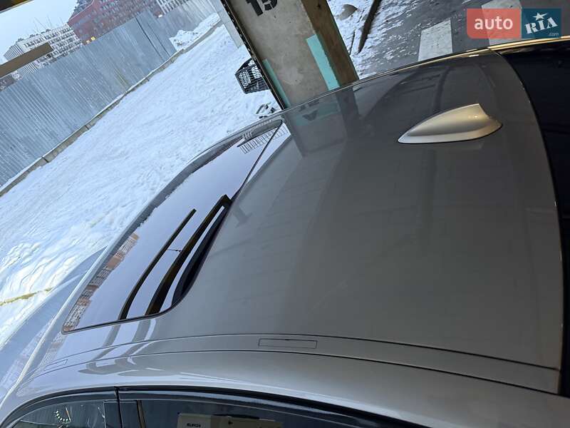 Седан BMW 5 Series 2017 в Львове