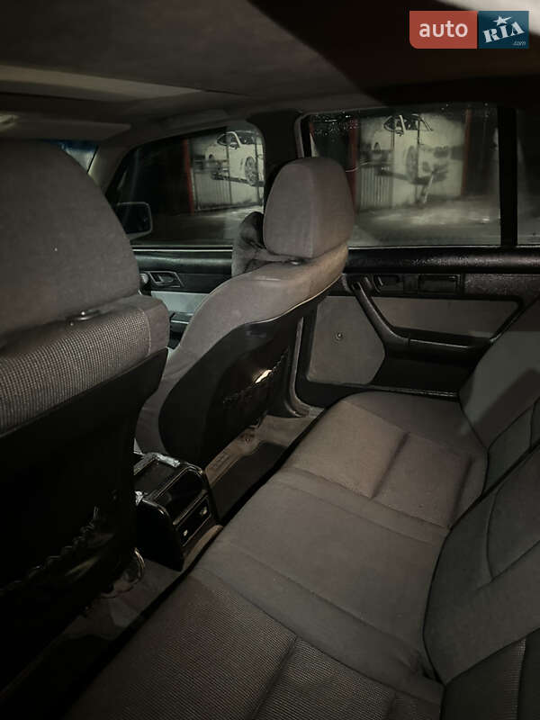 Седан BMW 5 Series 1990 в Яворове