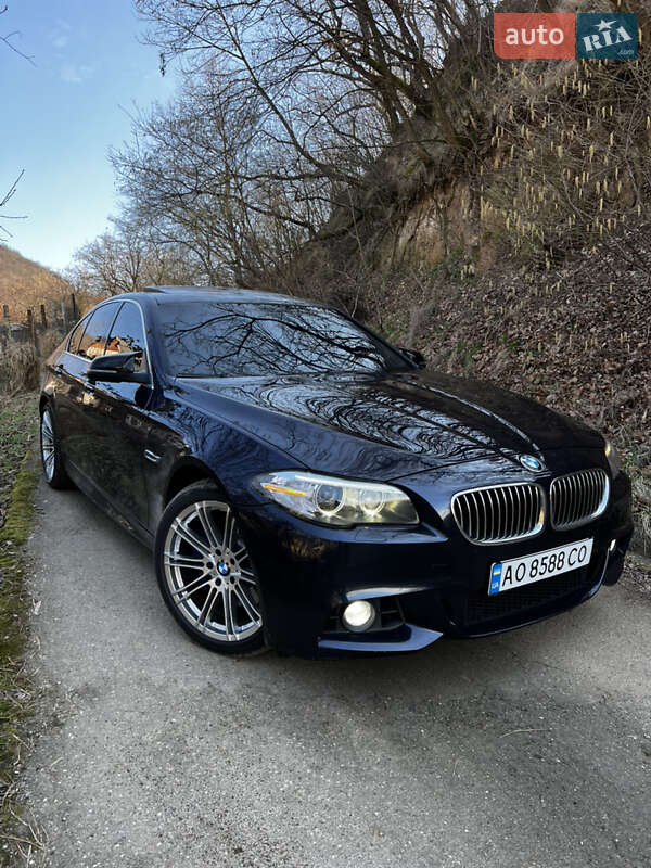 Седан BMW 5 Series 2015 в Виноградове