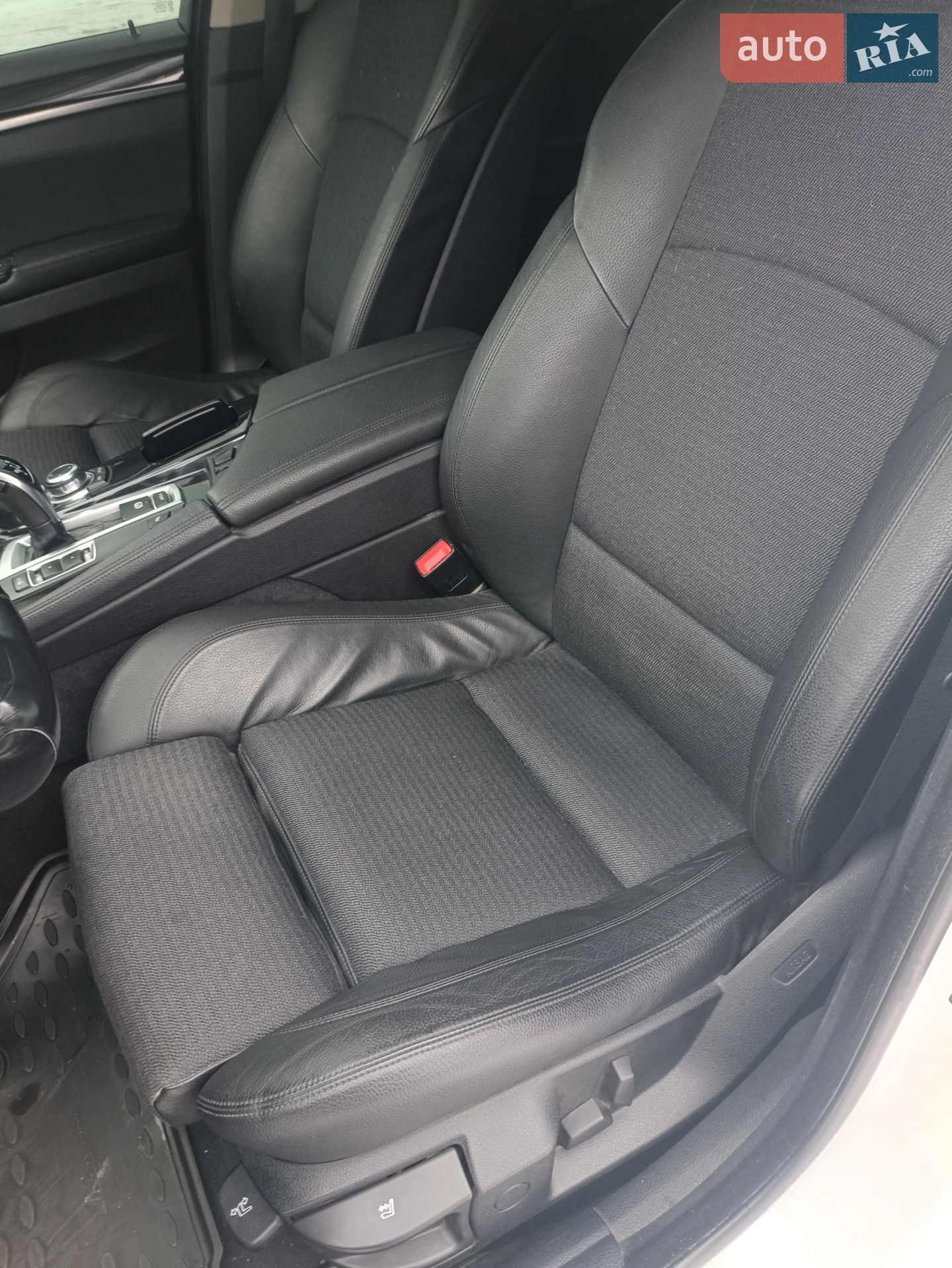 2013 BMW 5er - мініатюра 11