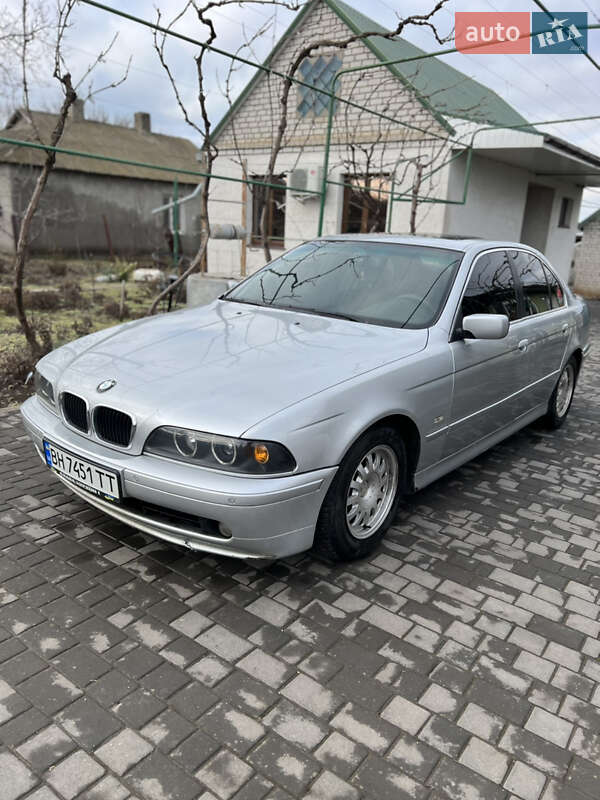 Седан BMW 5 Series 2002 в Миколаєві