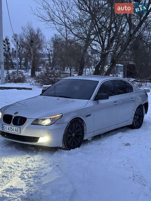 Седан BMW 5 Series 2005 в Василькове