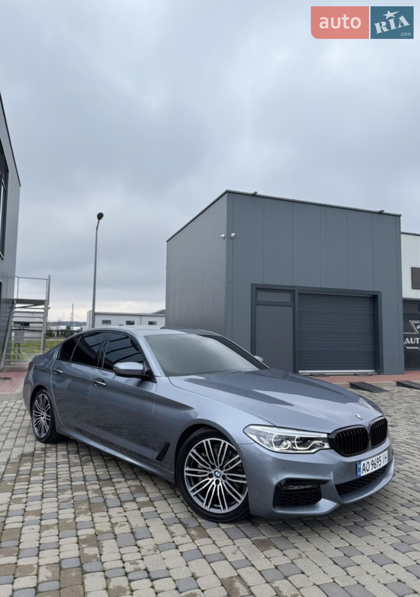 2017 BMW 5er - мініатюра 2