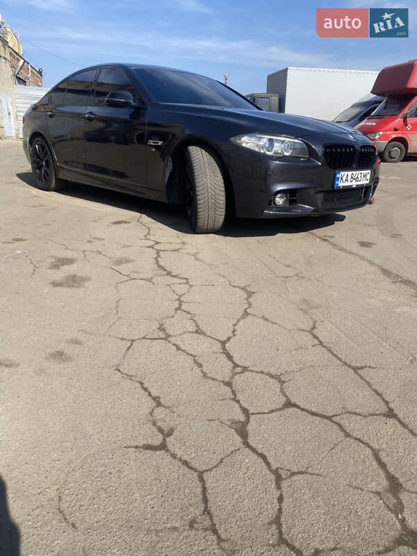BMW 5 Series 2013 BMW 5 Series 2013
