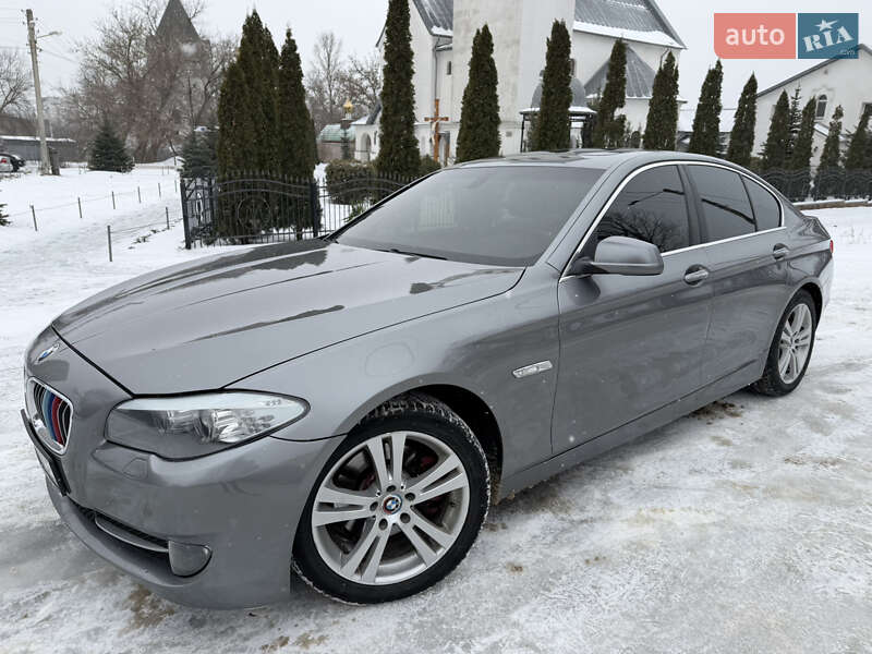Седан BMW 5 Series 2012 в Харькове