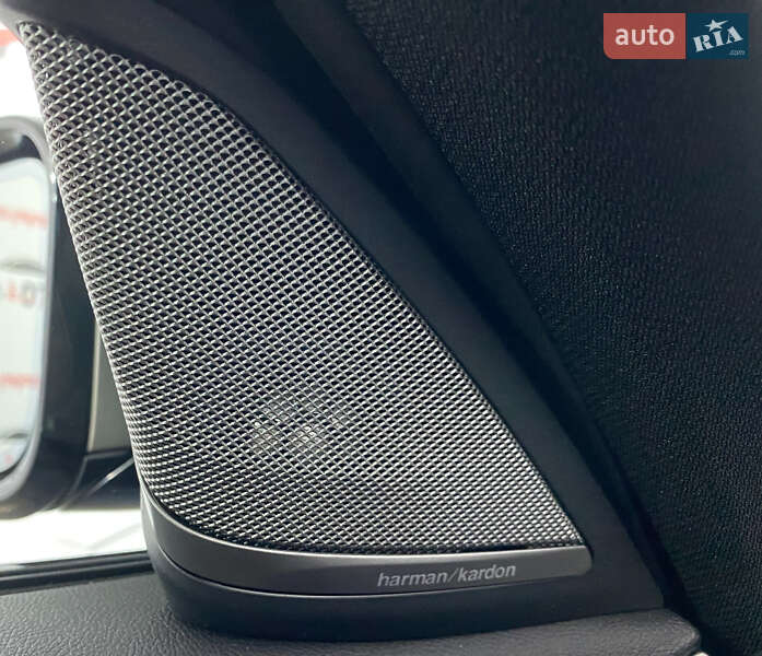 Седан BMW 5 Series 2017 в Львове