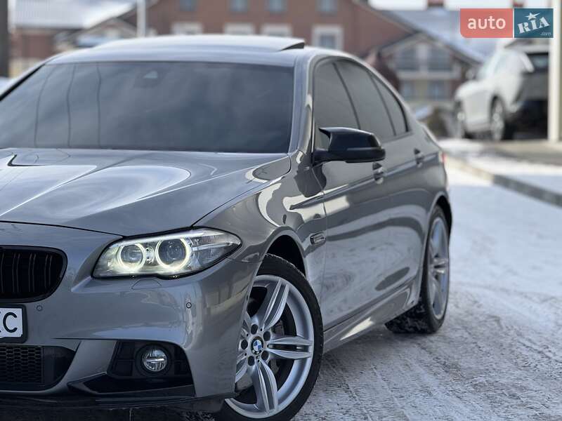 Седан BMW 5 Series 2015 в Львові