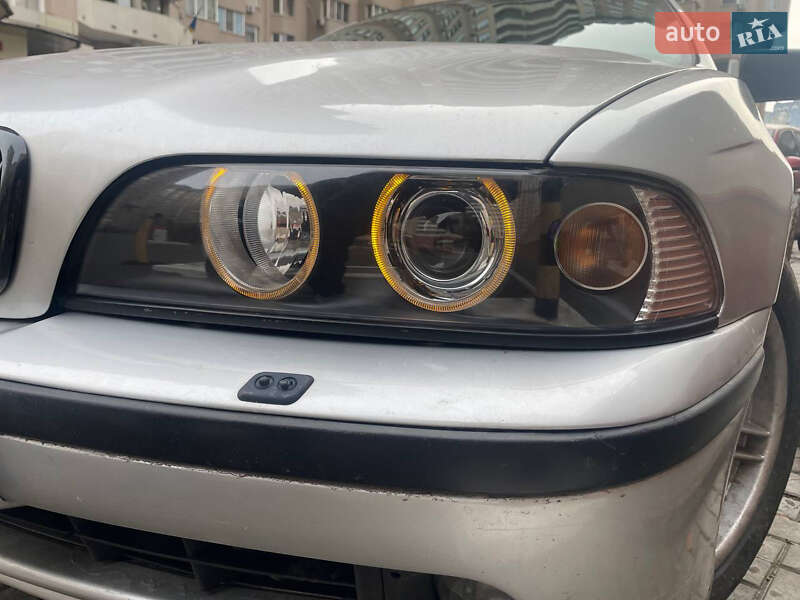 Седан BMW 5 Series 1998 в Одессе