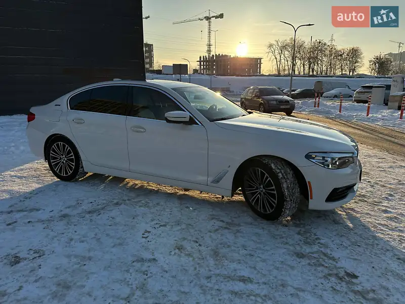 BMW 5 Series 2018 VIN WBAJA9C56JB249953 фото оголошення 3 з 67
