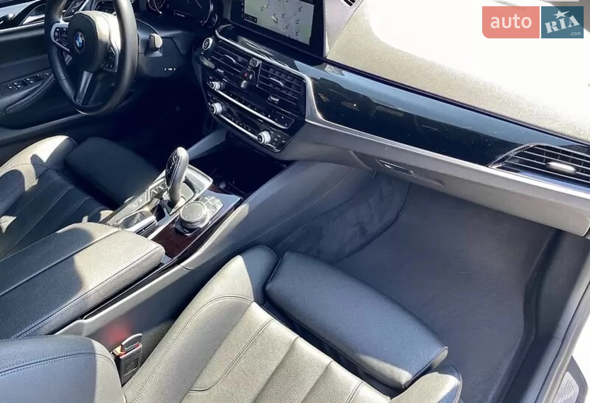 2016 BMW 5er - мініатюра 11
