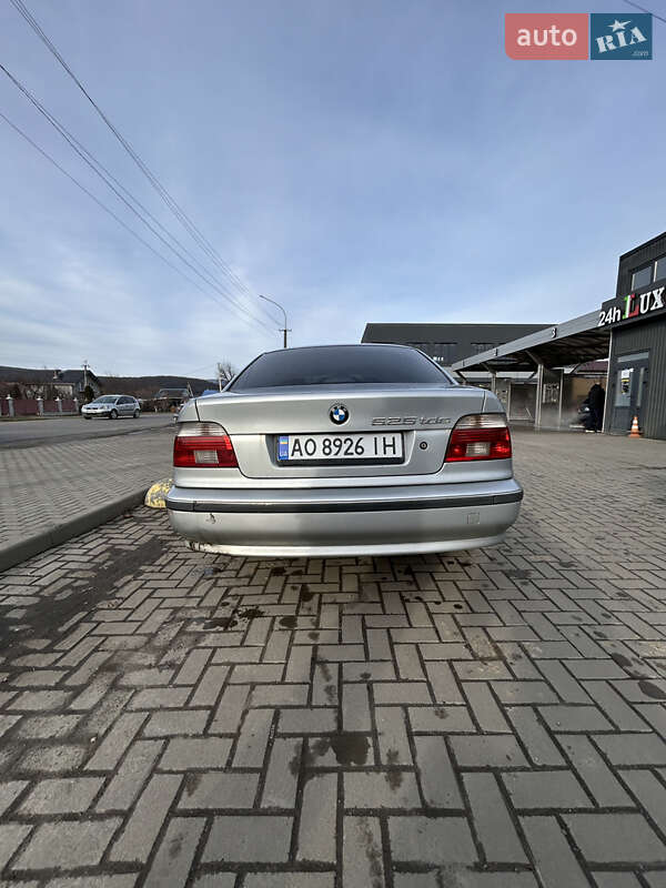 Седан BMW 5 Series 1997 в Ужгороде