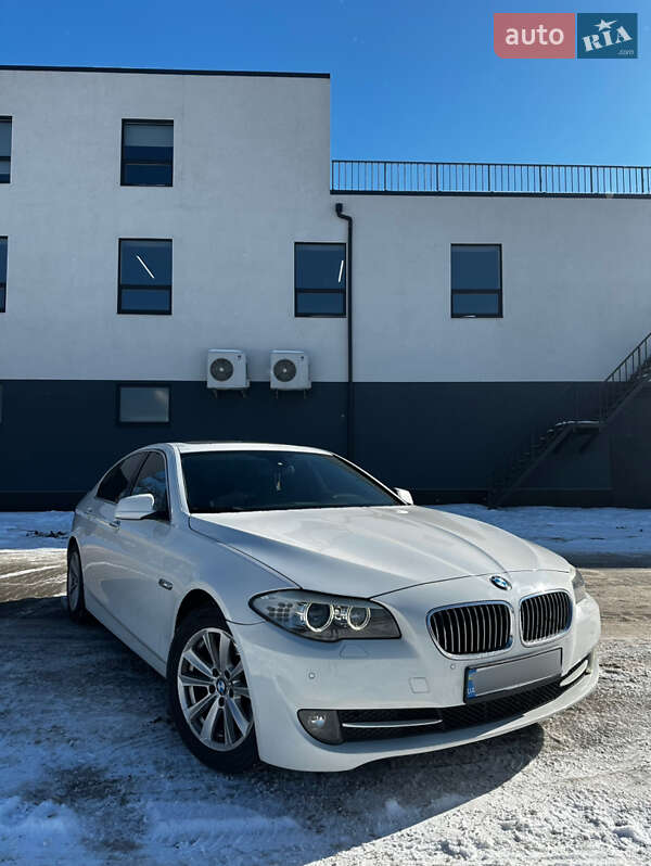 Седан BMW 5 Series 2013 в Хмельницком