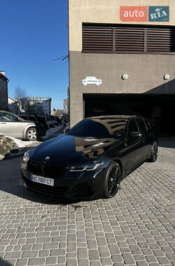 Седан BMW 5 Series 2016 в Львове